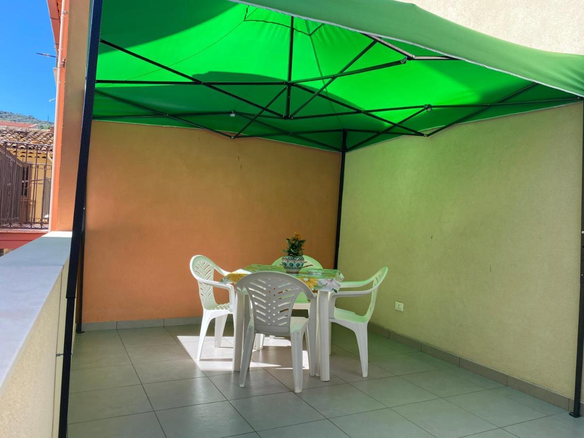 Apartament I Tre Colori Della Sicilia Santo Stefano di Camastra Zewnętrze zdjęcie